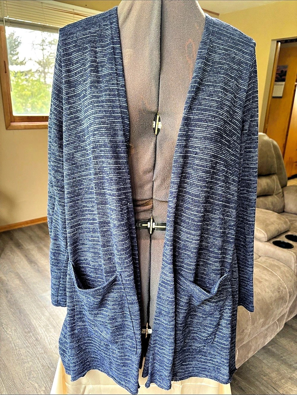 LuLaRoe Blue Abstract Knit Cardigan Size Medium Like New